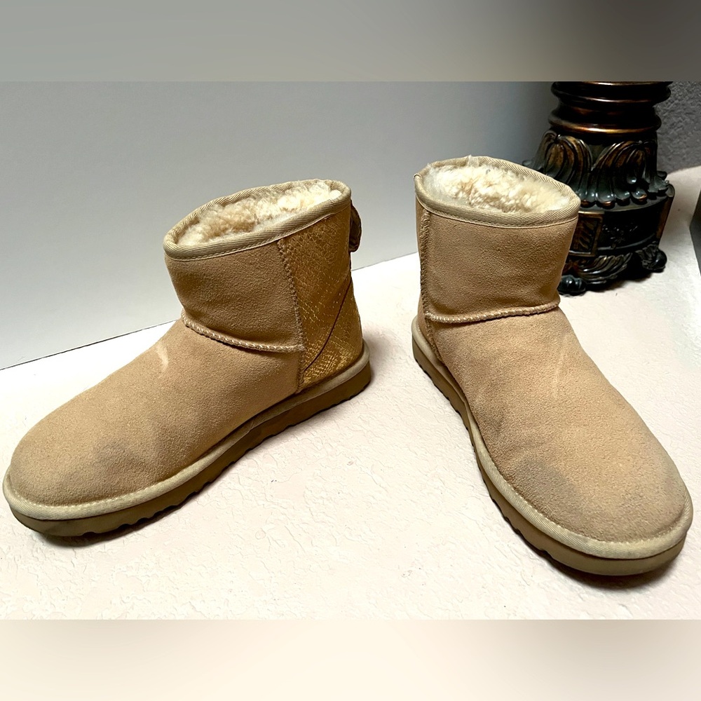 UGG Classic Mini Metallic Snake Boots Size 8